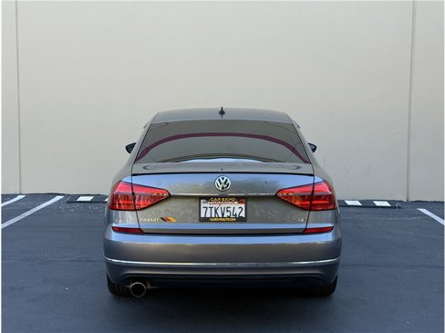Used 2016 Volkswagen Passat 1.8T S image 5