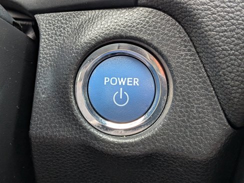 Used 2021 Toyota RAV4 XLE image 26
