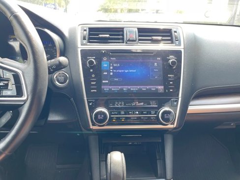 Used 2019 Subaru Outback 2.5i Touring image 18