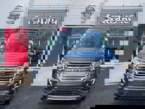 Used 2018 Ford Edge Titanium w/ Ford Safe & Smart Package image 2