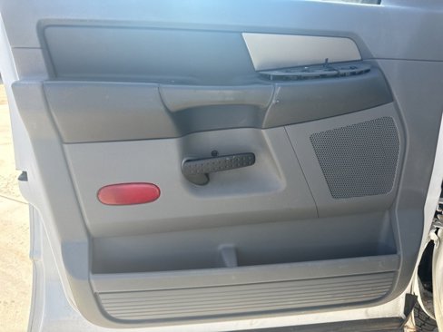 Used 2008 Dodge Ram 2500 Truck ST image 9