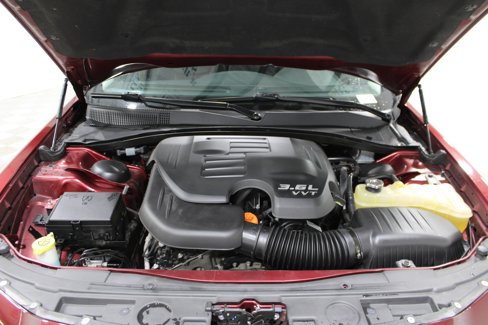 Used 2019 Chrysler 300 Limited image 37
