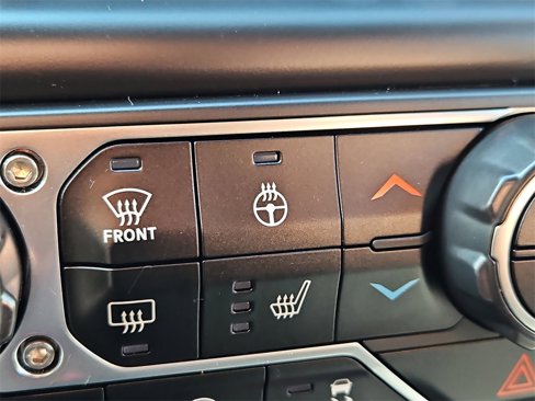Used 2020 Jeep Wrangler Unlimited Sahara image 19
