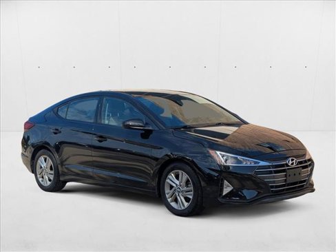 Used 2019 Hyundai Elantra SEL image 3