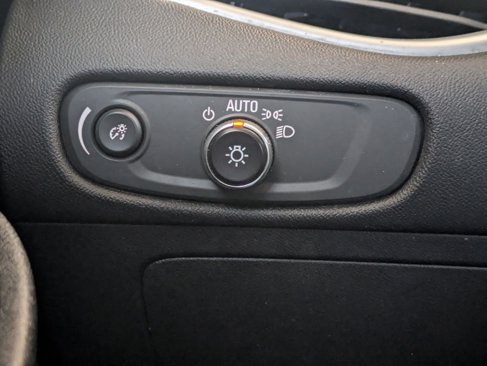Used 2023 Chevrolet Malibu LT image 26