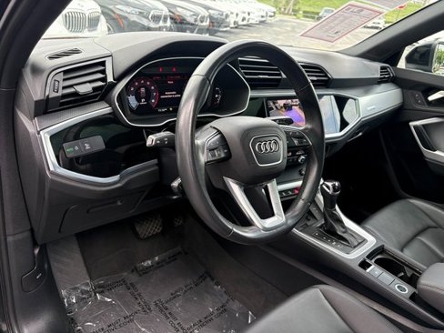 Used 2024 Audi Q3 2.0T Premium image 24