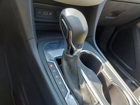 Used 2024 Chevrolet Equinox LS w/ LS Convenience Package image 32