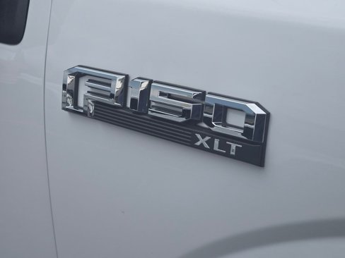 Used 2019 Ford F150 XLT w/ XTR Package image 4