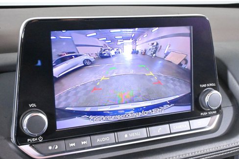 Certified 2023 Nissan Rogue SV image 18