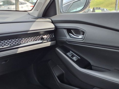Used 2023 Honda Accord Touring image 22