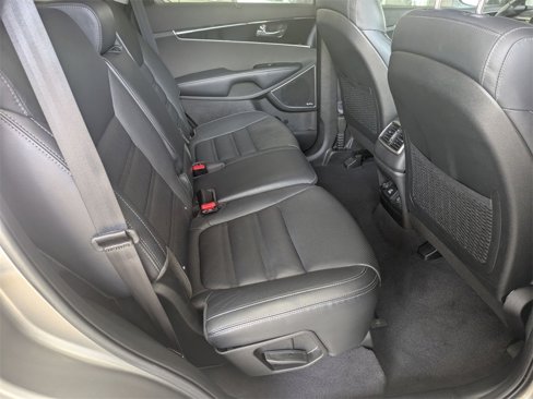 Used 2017 Kia Sorento SX image 33