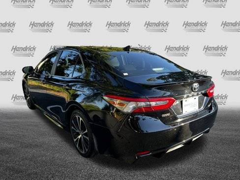 Used 2018 Toyota Camry SE image 7
