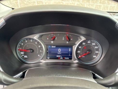 Used 2020 Chevrolet Equinox LT image 23