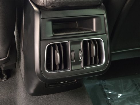 Used 2023 Maserati Grecale GT image 21