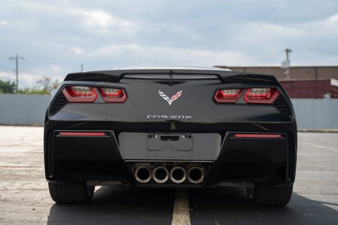 Used 2017 Chevrolet Corvette Stingray Coupe w/ 1LT image 10