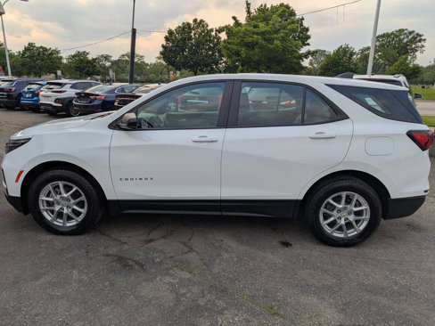 Used 2022 Chevrolet Equinox LS image 4