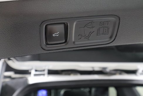 Used 2020 Ford Expedition XLT w/ Equipment Group 202A image 16