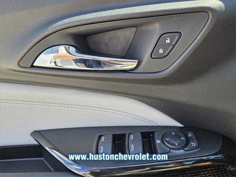 New 2025 Chevrolet Trax LT w/ Driver Confidence Package image 17