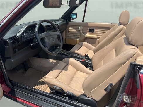 Used 1990 BMW 325i Convertible image 10