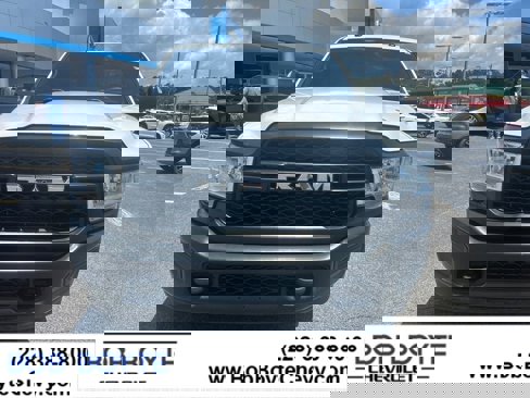 Used 2022 RAM 2500 Tradesman image 2