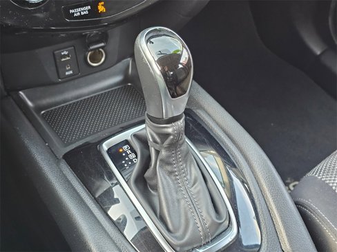 Used 2018 Nissan Rogue Sport SV w/ SV All-Weather Package image 29
