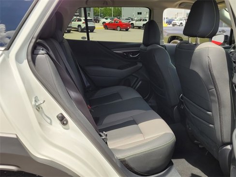 Used 2024 Subaru Outback Onyx Edition image 16