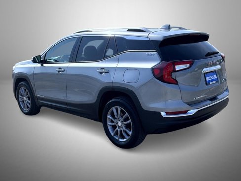 Certified 2024 GMC Terrain SLT image 9