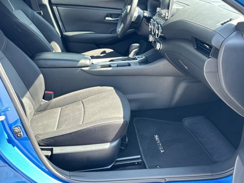 Used 2023 Nissan Sentra SV image 13