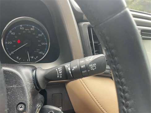 Used 2016 Toyota RAV4 XLE image 29