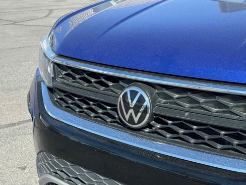 Used 2022 Volkswagen Taos SE image 13