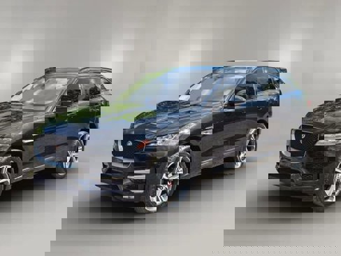 Used 2018 Jaguar F-PACE R-Sport image 1