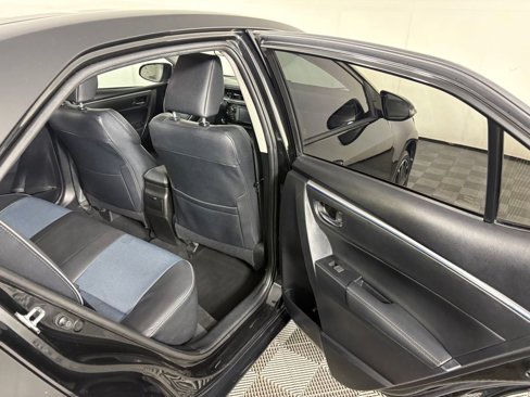 Used 2015 Toyota Corolla S image 28