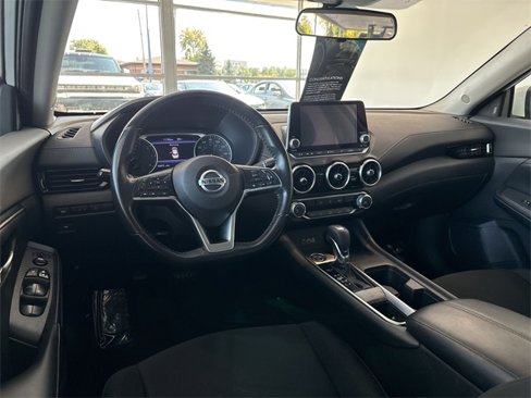 Used 2022 Nissan Sentra SV image 17