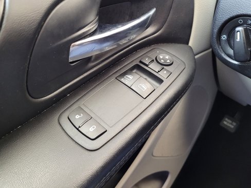 Used 2014 Dodge Grand Caravan SE w/ Quick Order Package 29E SE image 27