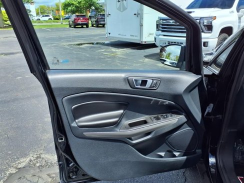 Used 2018 Ford EcoSport Titanium image 13