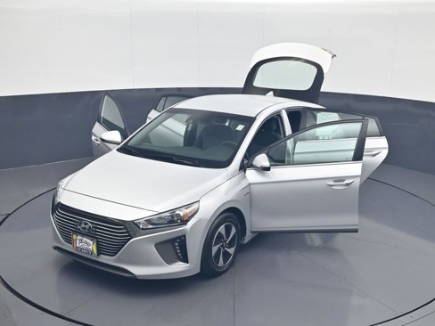 Used 2019 Hyundai Ioniq SEL image 30