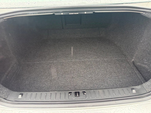 Used 2010 Volvo S80 3.2 image 10