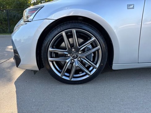 Used 2017 Lexus IS 200t F Sport image 27
