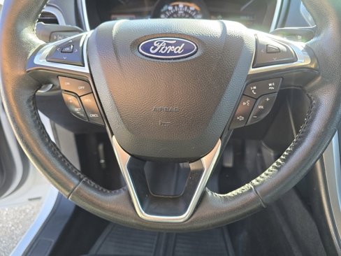 Used 2019 Ford Fusion SEL image 32