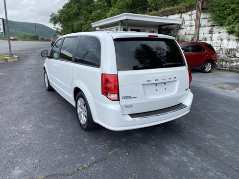 Used 2014 Dodge Grand Caravan SE w/ Quick Order Package 29E SE image 3