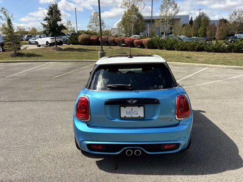 Used 2015 MINI Cooper S image 6