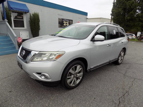 Used 2013 Nissan Pathfinder Platinum image 4