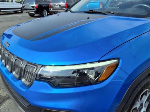 Used 2022 Jeep Compass Trailhawk w/ Trailhawk Elite Group image 14