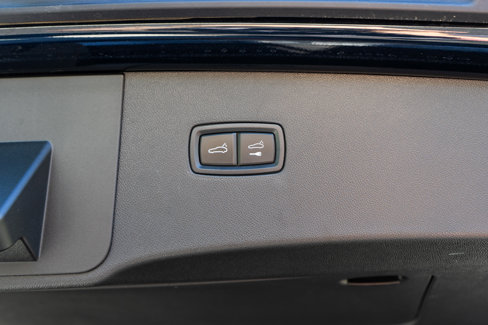 Used 2022 Porsche Cayenne S image 55