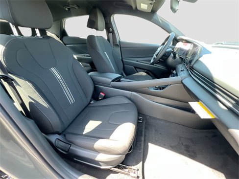 New 2025 Hyundai Elantra SEL image 26