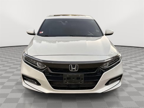 Used 2019 Honda Accord Sport image 5