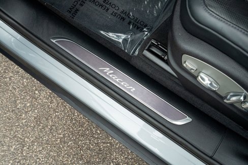 Certified 2024 Porsche Macan image 24
