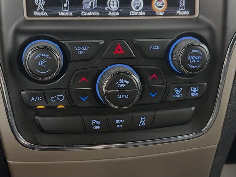 Used 2015 Jeep Grand Cherokee Overland image 16