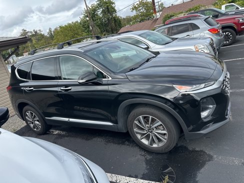 Used 2020 Hyundai Santa Fe SEL w/ Convenience + Premium Package image 2
