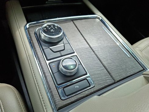 Certified 2020 Ford Expedition Limited w/ Equipment Group 301A image 15